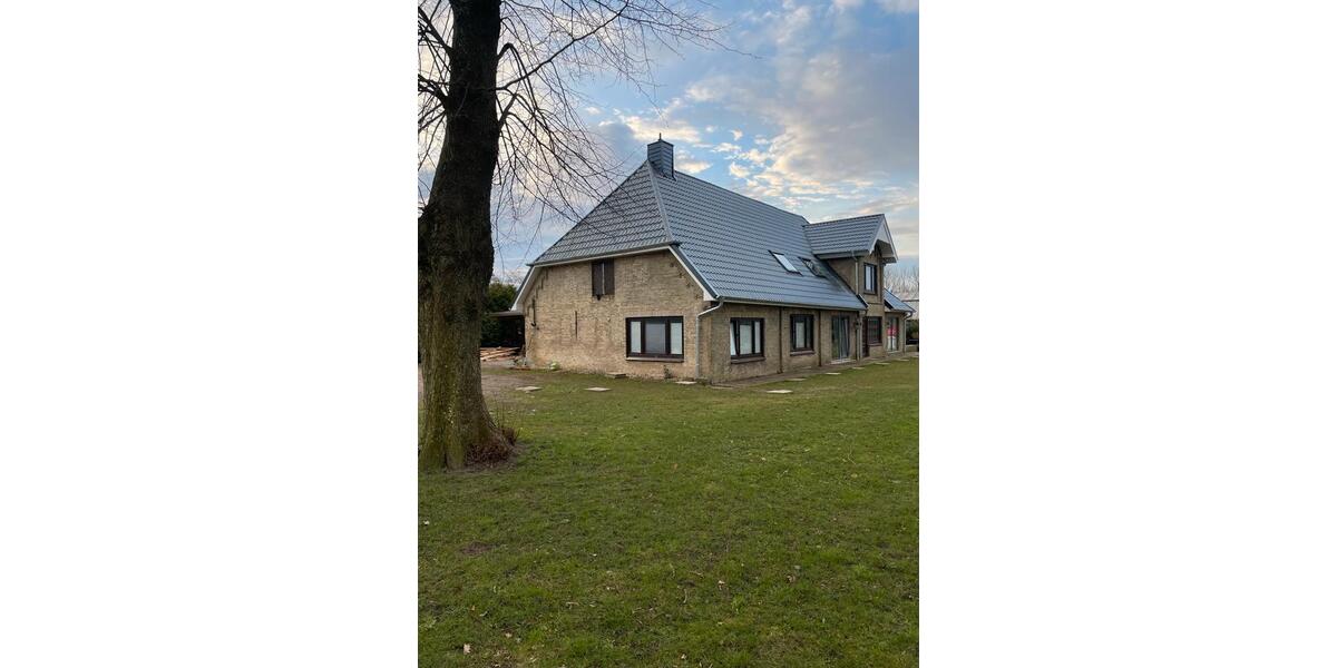 Mehrfamilienhaus, Wohnhaus Delve - 9 Zimmer, 350 m&sup2;, 530.000&euro; | Angebot:25047590
