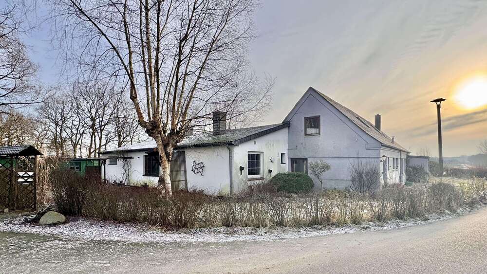 Einfamilienhaus Oster-Ohrstedt Ohrstedt - 9 Zimmer, 245 m&sup2;, 233.000&euro; | Angebot:24742568