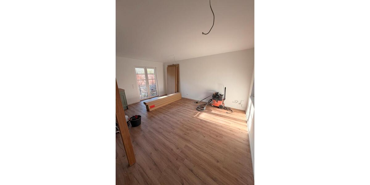 Etagenwohnung Bredstedt - 3 Zimmer, 75 m&sup2;, 1.350&euro; | Angebot:25100649