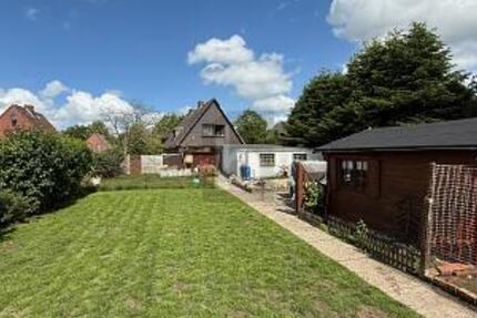 VIEL PLATZ FÜR DIE FAMILIE MIT EIGENEM POOLHAUS - Haus Pahlen | Angebot:25630439