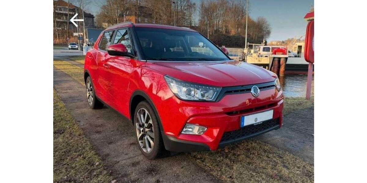 SsangYong Tivoli 27.800 km 9.500 &euro; Husum 25813