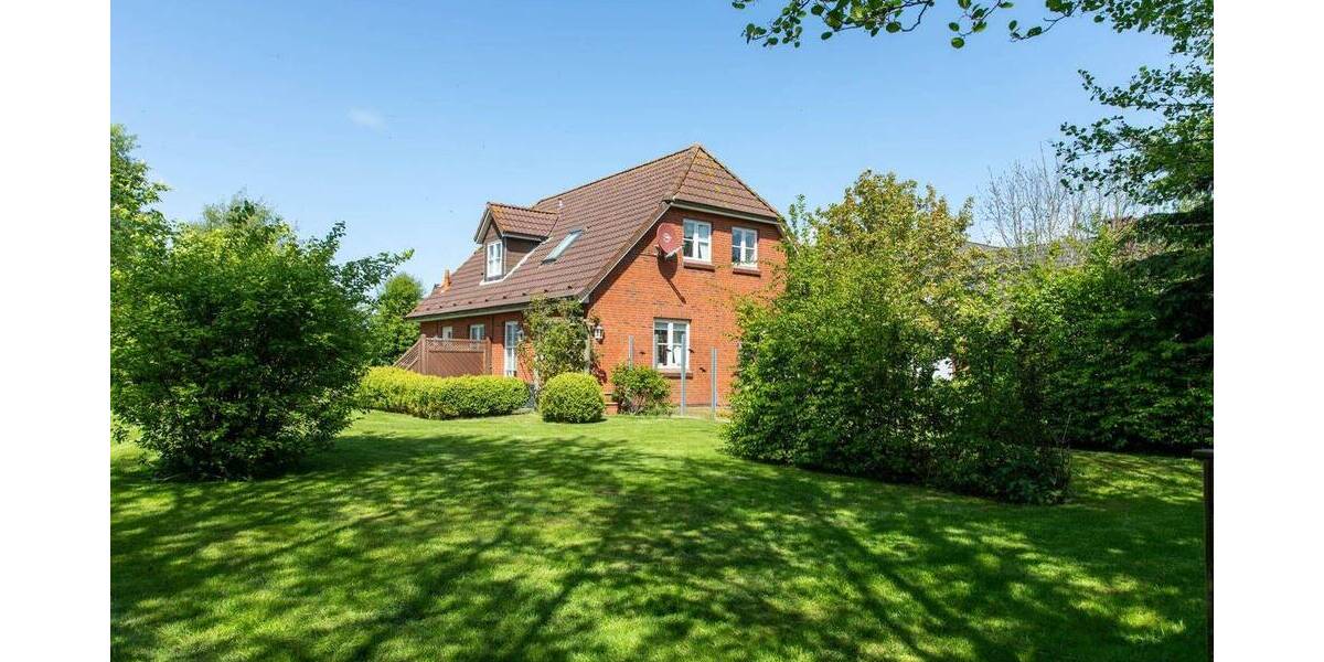 Einfamilienhaus Pellworm - 5 Zimmer, 140 m&sup2;, 458.000&euro; | Angebot:25705393