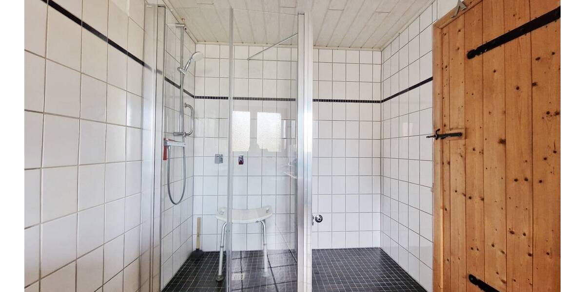 Einfamilienhaus Krempel - 7 Zimmer, 280 m&sup2;, 279.000&euro; | Angebot:25697279