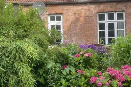 Haus Tetenbüll - 8 Zimmer, 170 m&sup2;, 399.000&euro; | Angebot:25476364