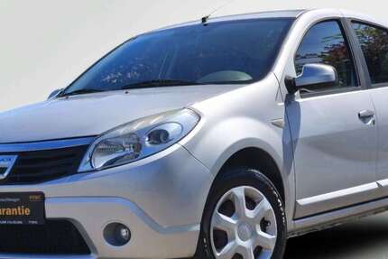 Dacia Sandero 141.000 km 3.480 &euro; Husum 25813