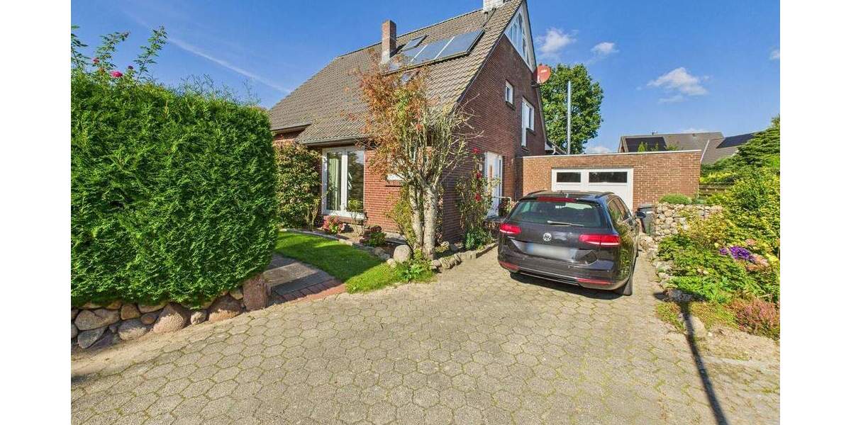 Einfamilienhaus Husum Schobüll - 7 Zimmer, 243 m&sup2;, 599.000&euro; | Angebot:25672607