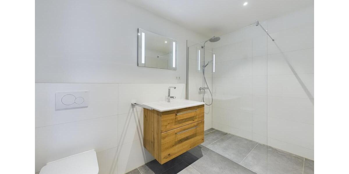 Erdgeschoßwohnung Husum - 2 Zimmer, 75 m&sup2;, 1.180&euro; | Angebot:25865259