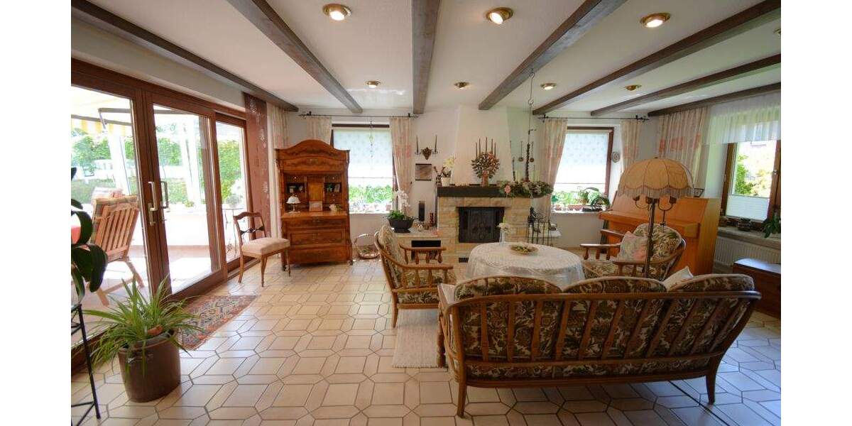 Einfamilienhaus Weddingstedt - 5 Zimmer, 175 m&sup2;, 349.000&euro; | Angebot:25775463