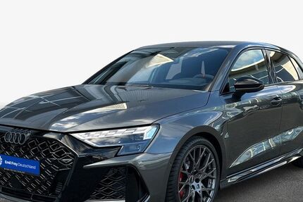 Audi RS3 4.000 km 78.980 &euro; Husum 25813