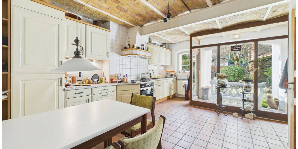 Doppelhaushälfte Husum Altstadt - 3 Zimmer, 110 m&sup2;, 1.500&euro; | Angebot:26037044