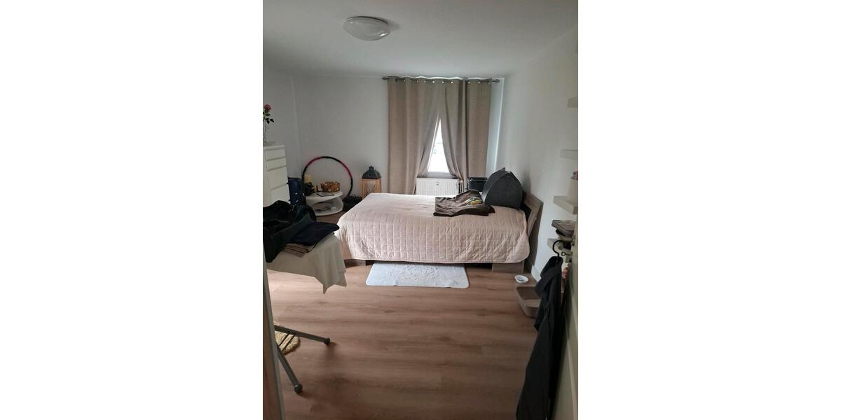 Erdgeschoßwohnung Langenhorn - 3 Zimmer, 100 m&sup2;, 179.000&euro; | Angebot:25555462