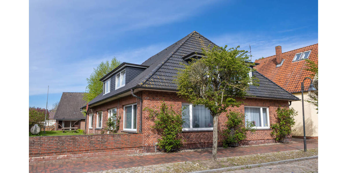 Mehrfamilienhaus, Wohnhaus Lunden - 1 Zimmer, 240 m&sup2;, 349.000&euro; | Angebot:26673083