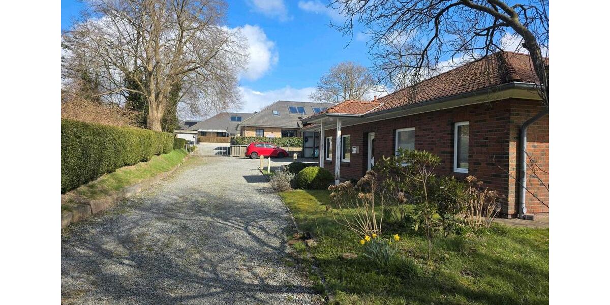 Bungalow Schwabstedt - 3 Zimmer, 150 m&sup2;, 1.400&euro; | Angebot:25923746