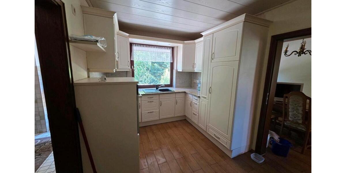 Einfamilienhaus Delve - 9 Zimmer, 200 m&sup2;, 420.000&euro; | Angebot:26679675