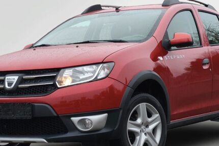 Dacia Sandero 94.000 km 6.980 &euro; Husum 25813