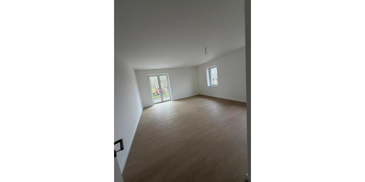 Etagenwohnung Pahlen - 4 Zimmer, 100 m&sup2;, 1.100&euro; | Angebot:25180070