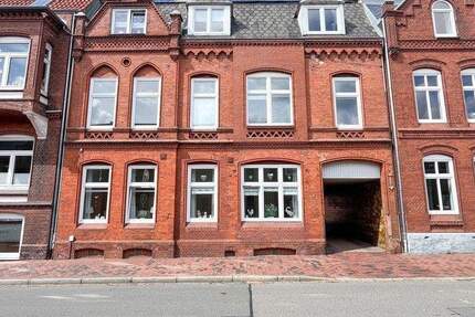 Haus Husum - 2 Zimmer, 460 m&sup2;, 710.000&euro; | Angebot:25674273