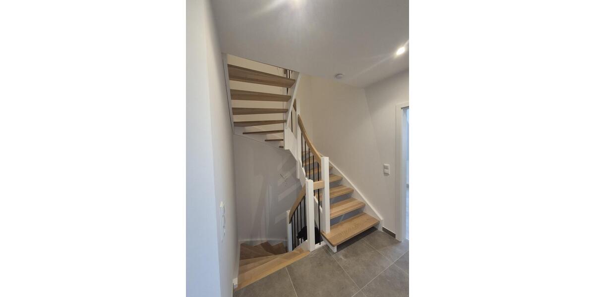 Doppelhaushälfte Tönning - 5 Zimmer, 115 m&sup2;, 1.500&euro; | Angebot:25750437