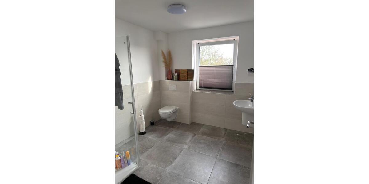 Dachgeschoßwohnung Börm - 3 Zimmer, 61 m&sup2;, 925&euro; | Angebot:25049541