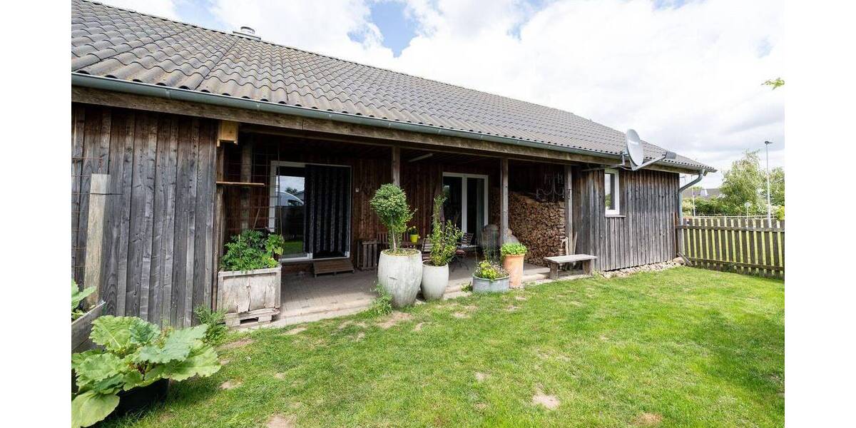 Bungalow Silberstedt - 3 Zimmer, 151 m&sup2;, 315.000&euro; | Angebot:25781097