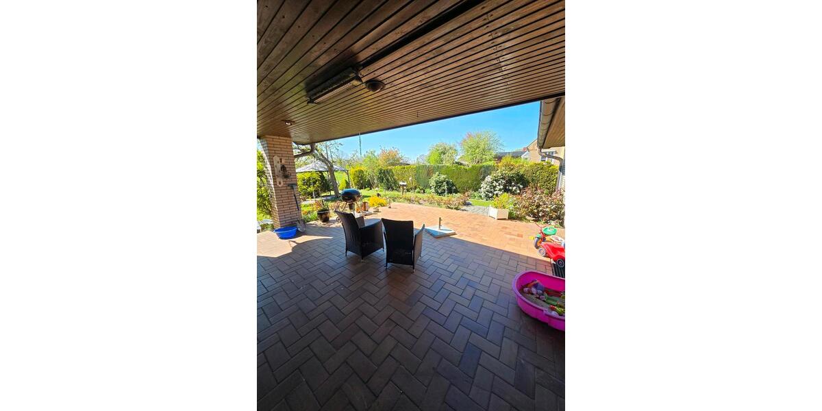 Einfamilienhaus Delve - 9 Zimmer, 200 m&sup2;, 420.000&euro; | Angebot:26679675