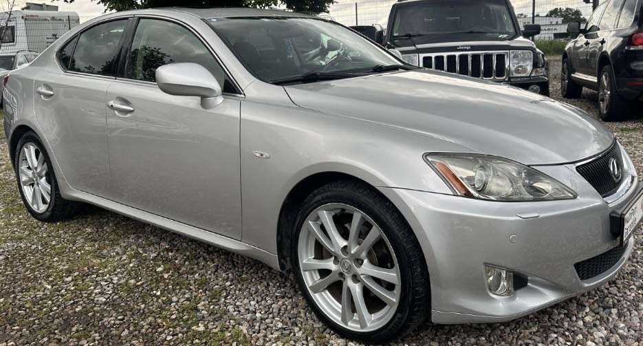 Lexus IS 220d 189.709 km 6.500 &euro; Husum 25813