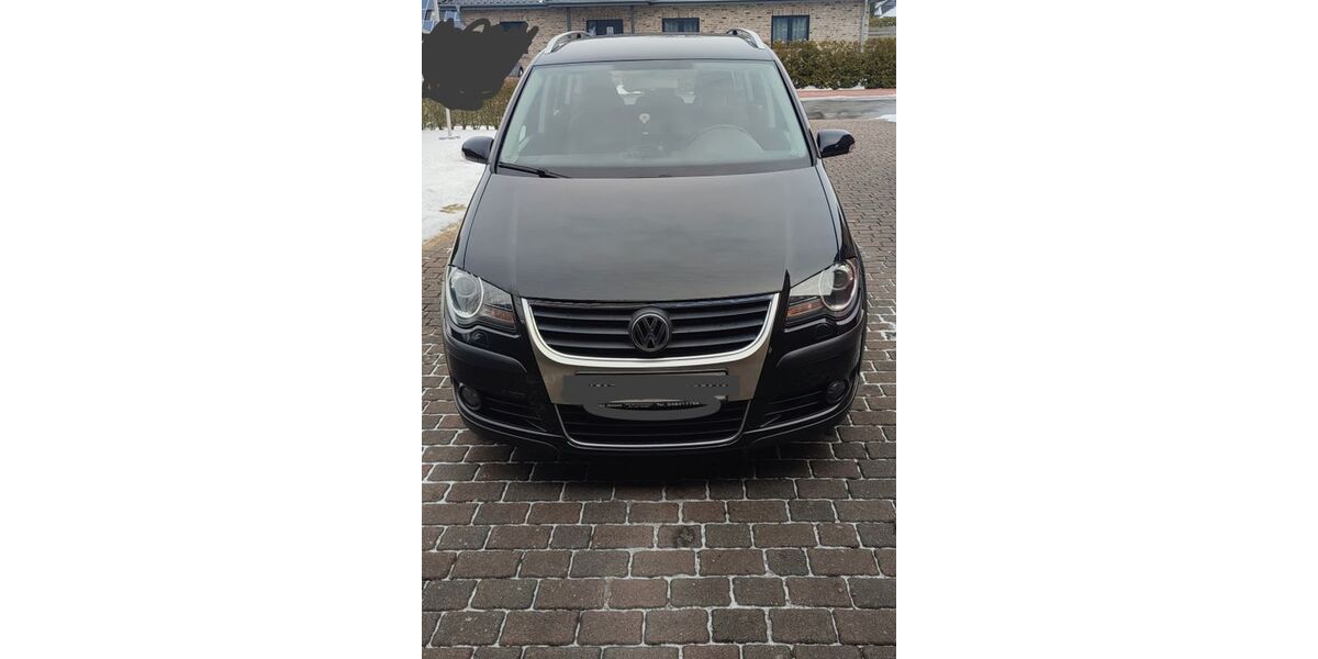 VW Touran 272.000 km 3.100 &euro; Linden 25791