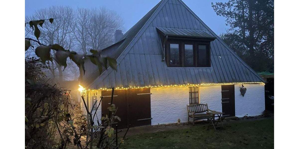 Einfamilienhaus Hennstedt - 7 Zimmer, 222 m&sup2;, 398.000&euro; | Angebot:25751273