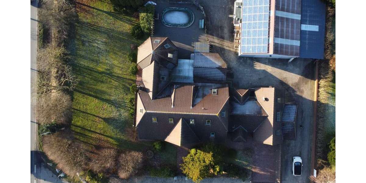 Einfamilienhaus Hattstedt - 8 Zimmer, 290 m&sup2;, 699.000&euro; | Angebot:24593694