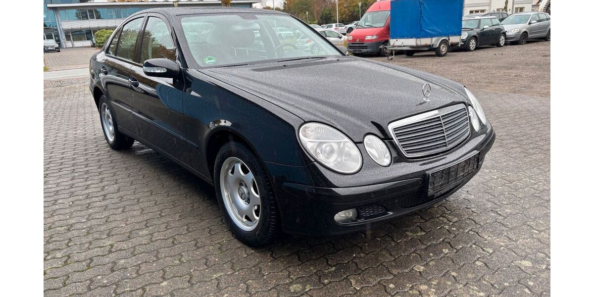 Mercedes-Benz E 280 129.575 km 12.900 &euro; Husum 25813