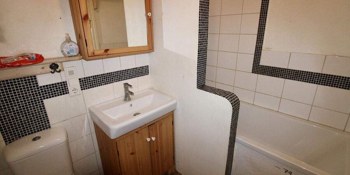 Mehrfamilienhaus, Wohnhaus Almdorf - 5 Zimmer, 210 m&sup2;, 315.000&euro; | Angebot:25745852