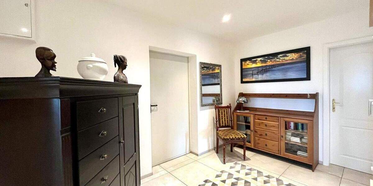 Etagenwohnung Tönning - 3 Zimmer, 109 m&sup2;, 239.000&euro; | Angebot:25672920