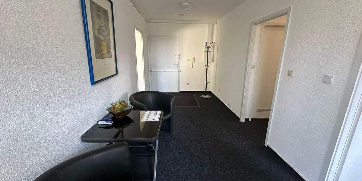 Gewerbeobjekt Husum - 3 Zimmer, 103 m&sup2;, 199.000&euro; | Angebot:25684977