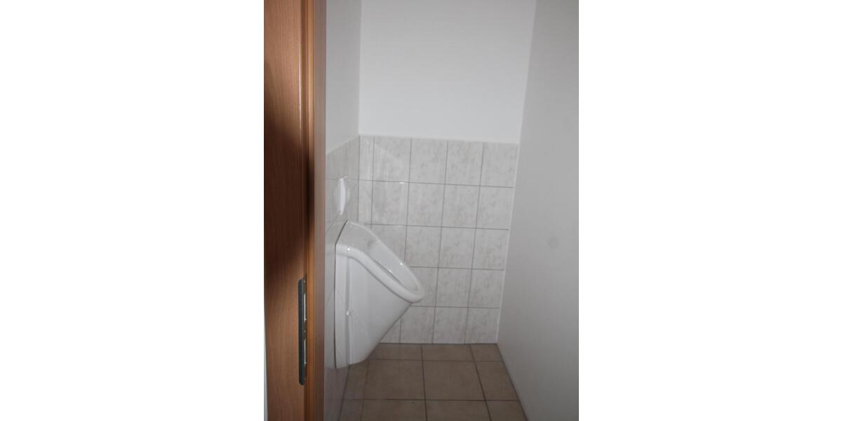 Gewerbeobjekt Husum - 1.950&euro; | Angebot:23091762