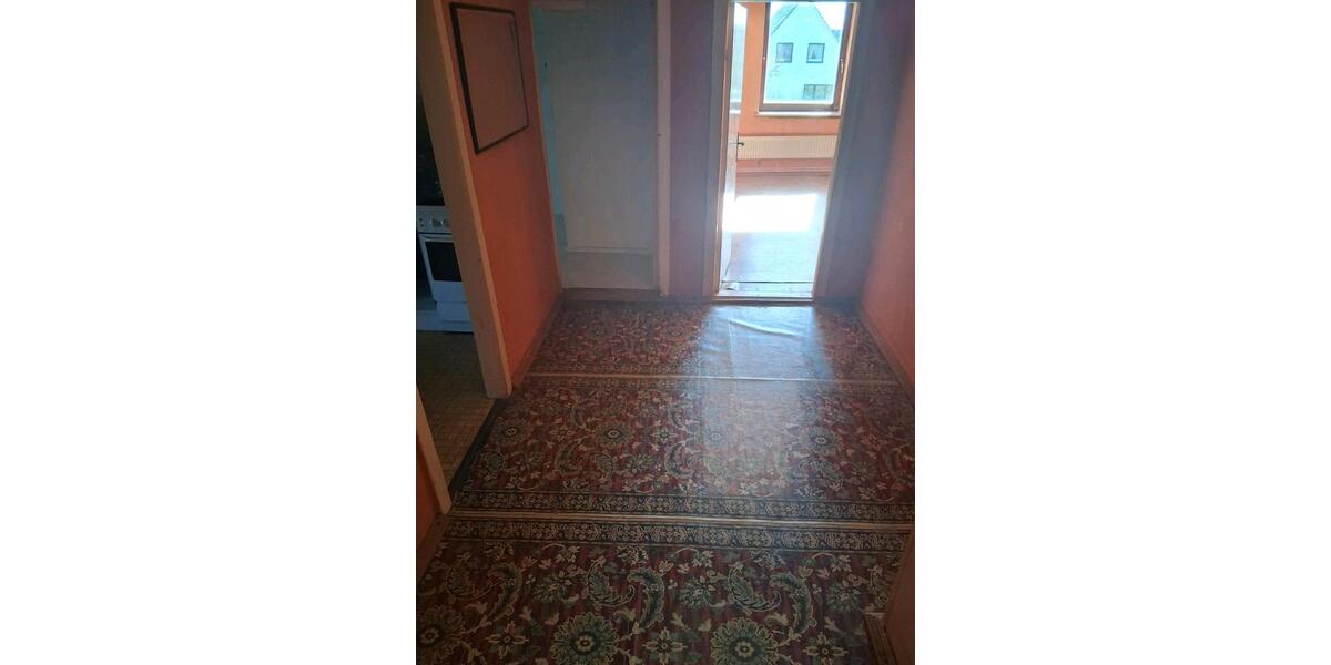 Einfamilienhaus Lunden - 11 Zimmer, 320 m&sup2;, 89.000&euro; | Angebot:26763136