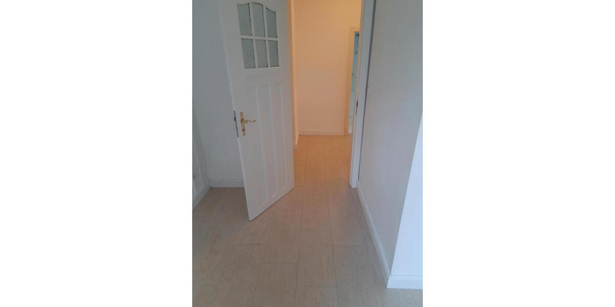 Erdgeschoßwohnung Winnert - 3 Zimmer, 95 m&sup2;, 670&euro; | Angebot:25772739