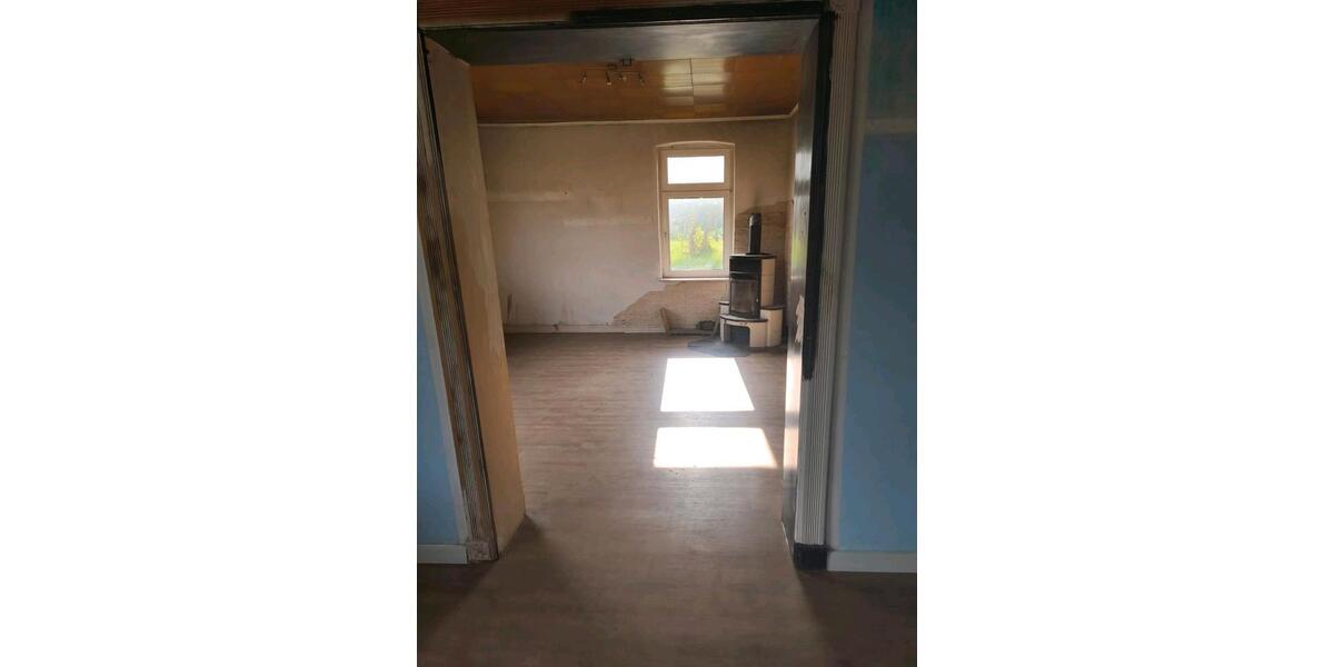 Einfamilienhaus Wohlde - 7 Zimmer, 173 m&sup2;, 145.000&euro; | Angebot:26884847