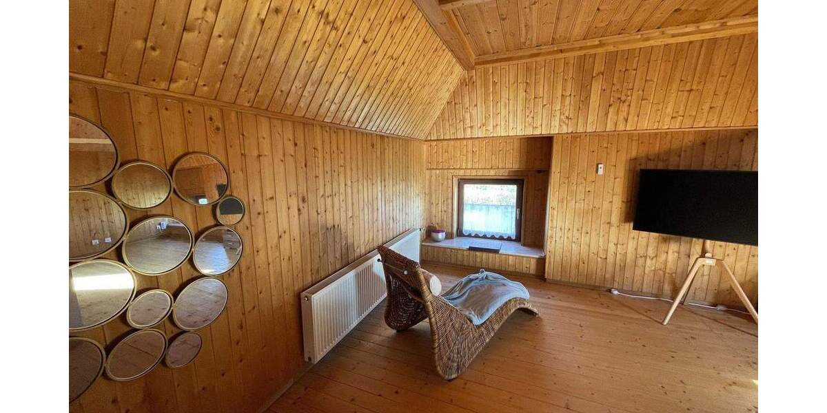 Einfamilienhaus Hennstedt - 7 Zimmer, 222 m&sup2;, 398.000&euro; | Angebot:25751273