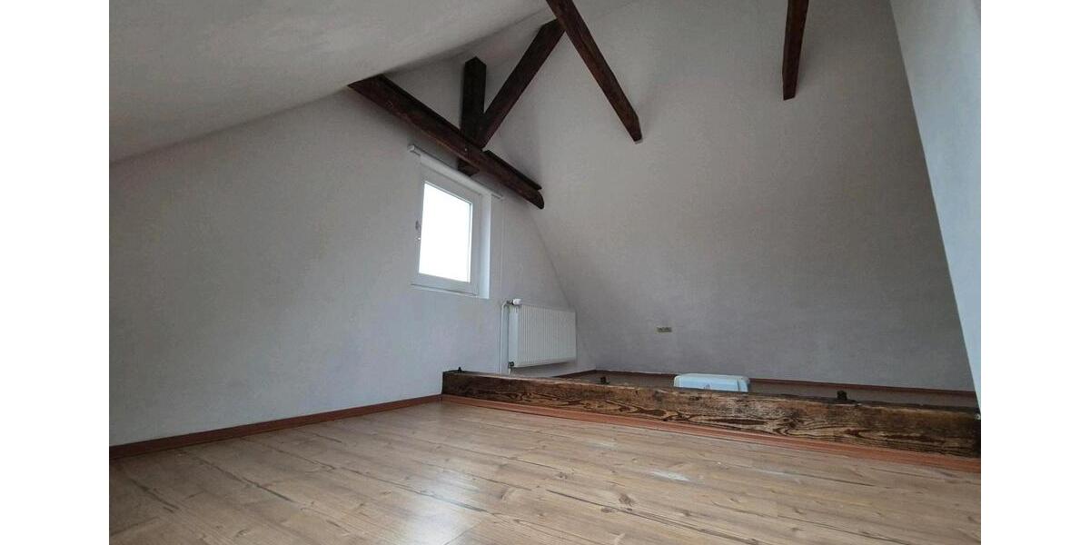 Etagenwohnung Husum - 4 Zimmer, 75 m&sup2;, 650&euro; | Angebot:25944643