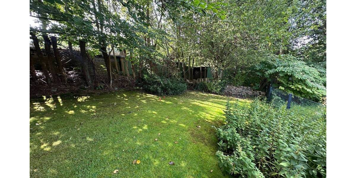 Einfamilienhaus Bredstedt - 8 Zimmer, 170 m&sup2;, 225.000&euro; | Angebot:25780897