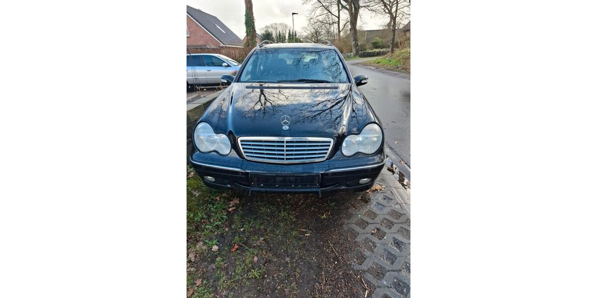 Mercedes-Benz C 200 298.000 km 750 &euro; Hollingstedt 24876