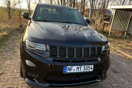 Jeep Grand Cherokee 100.800 km 42.500 &euro; Garding 25836