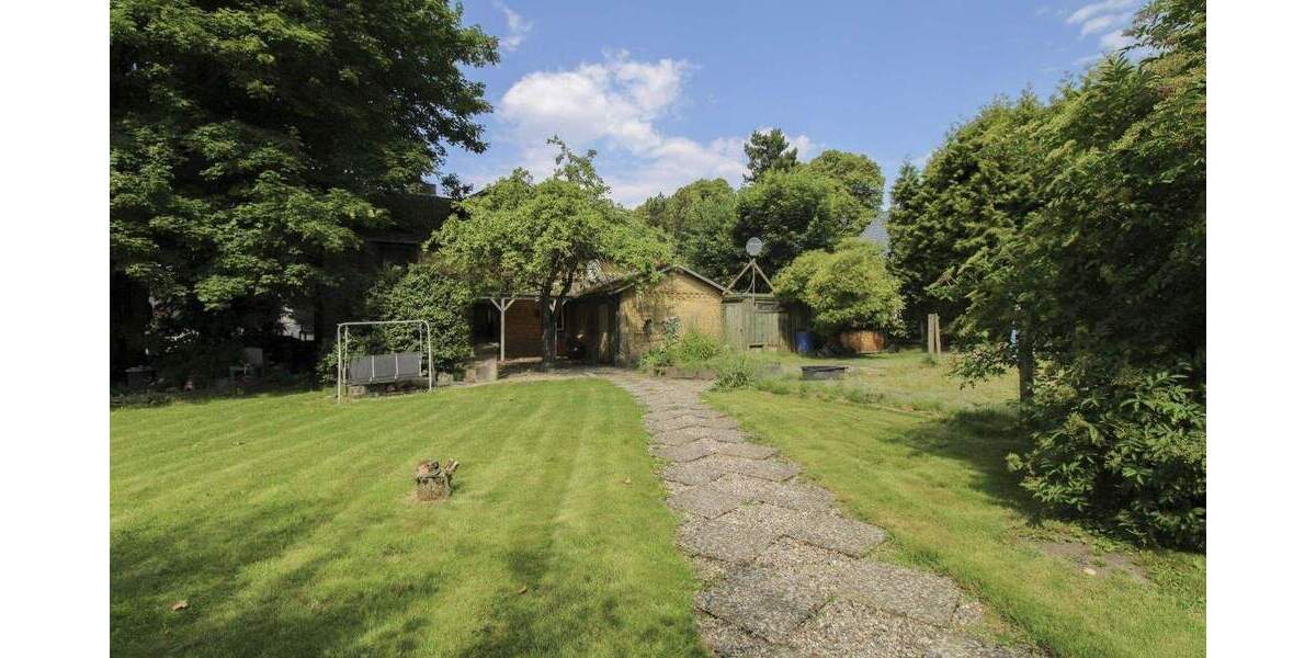 Einfamilienhaus Schwabstedt - 6 Zimmer, 240.000&euro; | Angebot:25864763