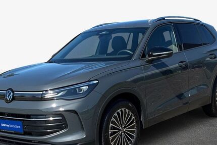 VW Tiguan 14.230 km 37.990 &euro; Breklum 25821