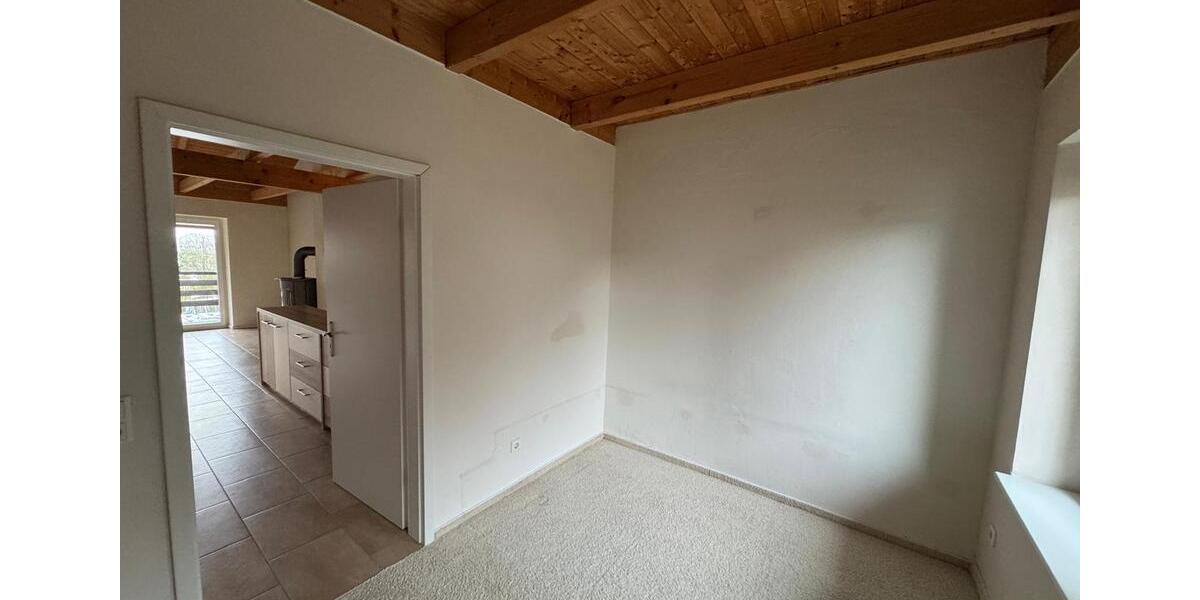 Etagenwohnung Stapel - 3 Zimmer, 100 m&sup2;, 950&euro; | Angebot:26342016
