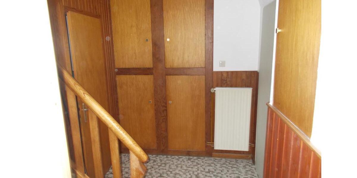 Dachgeschoßwohnung Wohlde - 3 Zimmer, 65 m&sup2;, 640&euro; | Angebot:25148603