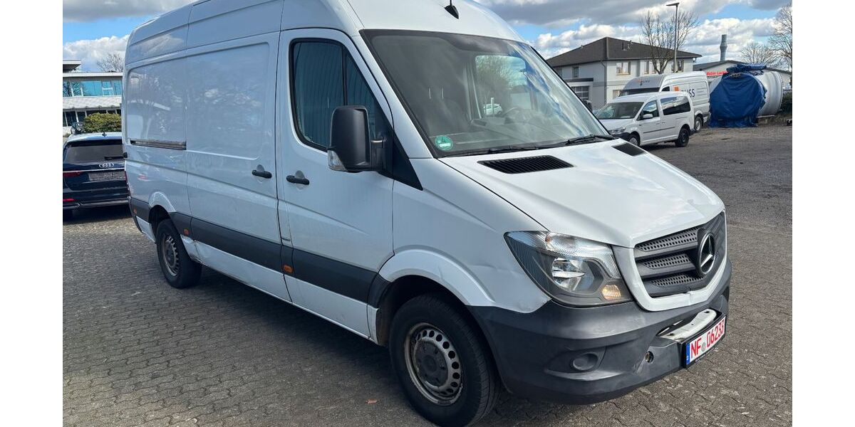 Mercedes-Benz Sprinter 236.122 km 11.100 &euro; Husum 25813