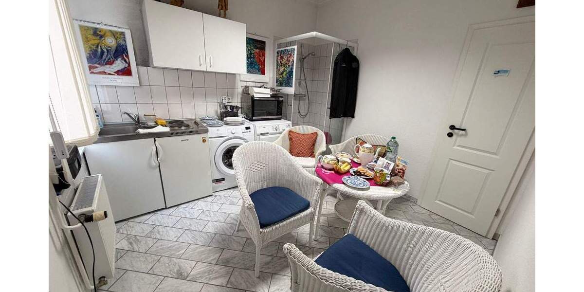 Gewerbeobjekt Husum - 1 Zimmer, 209 m&sup2;, 1.400&euro; | Angebot:25748693