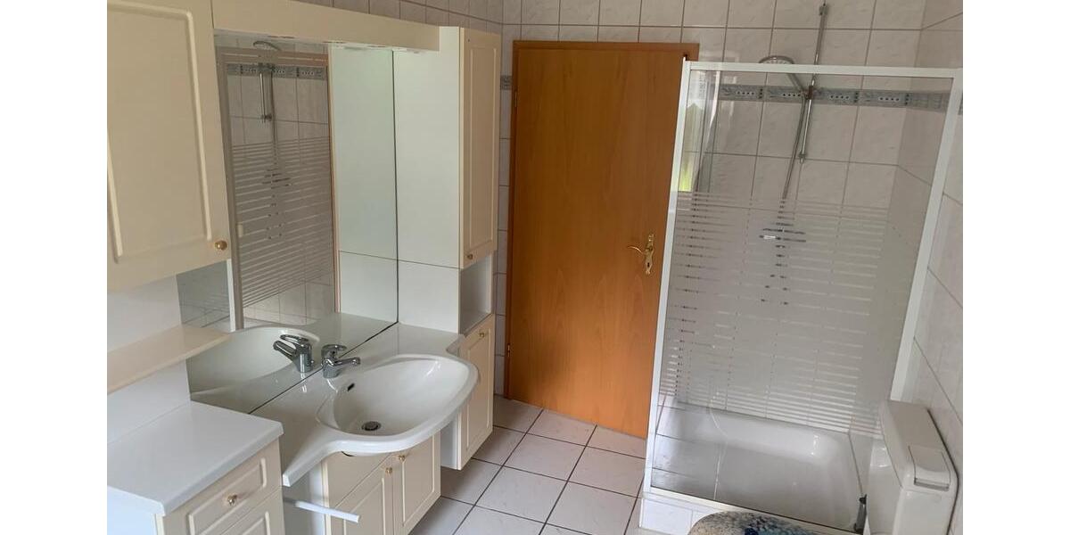 Bungalow Schwabstedt - 3 Zimmer, 95 m&sup2;, 1.000&euro; | Angebot:25978873