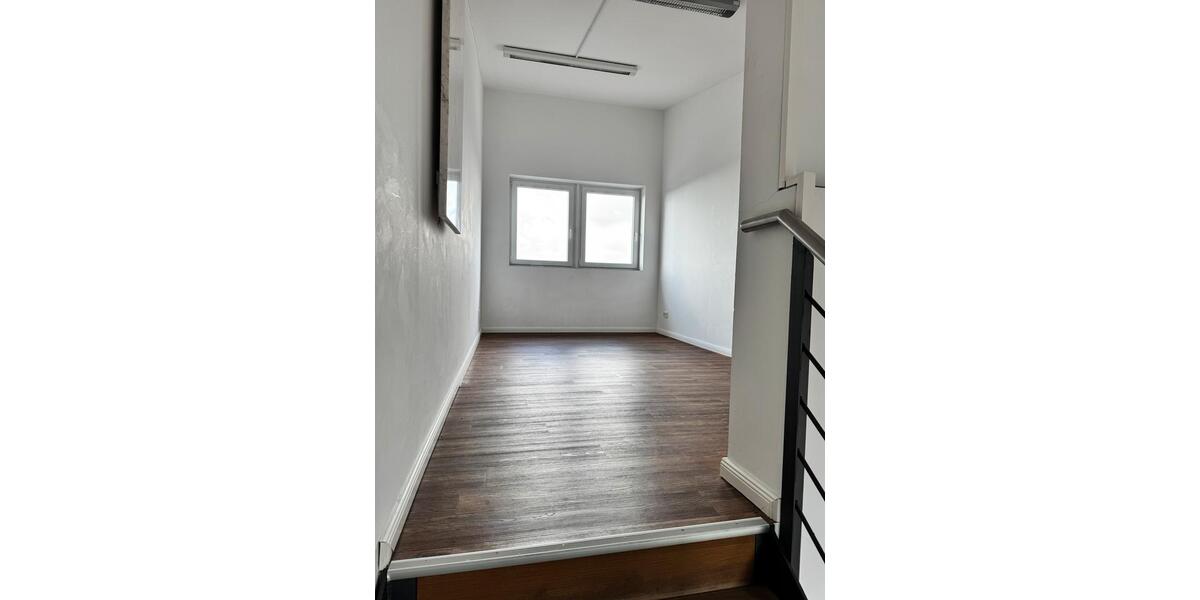 Gewerbeobjekt Husum - 1.440&euro; | Angebot:25658641